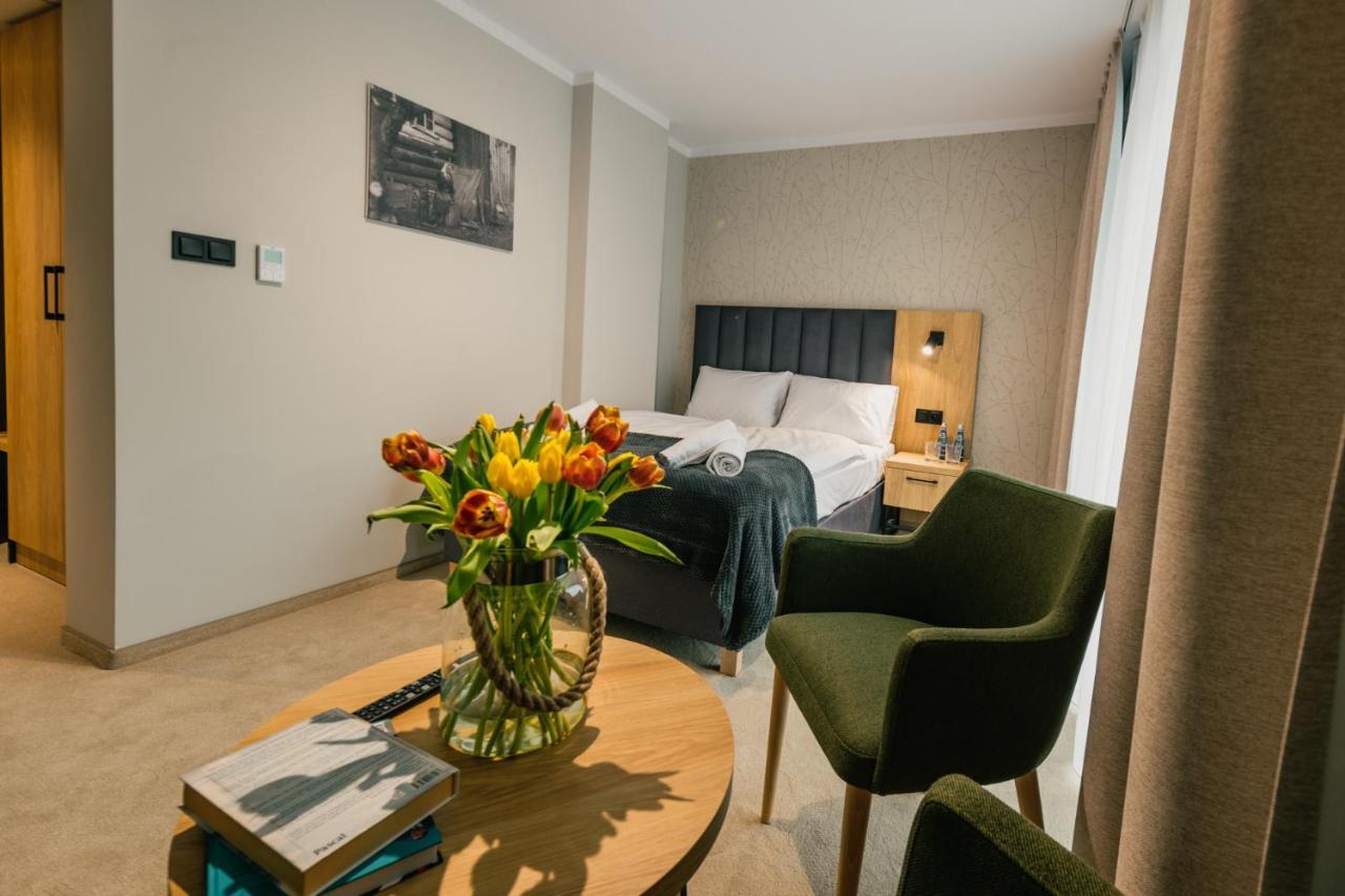 Country Club Zywiec Hotel Spa I Domki Caloroczne ภายนอก รูปภาพ